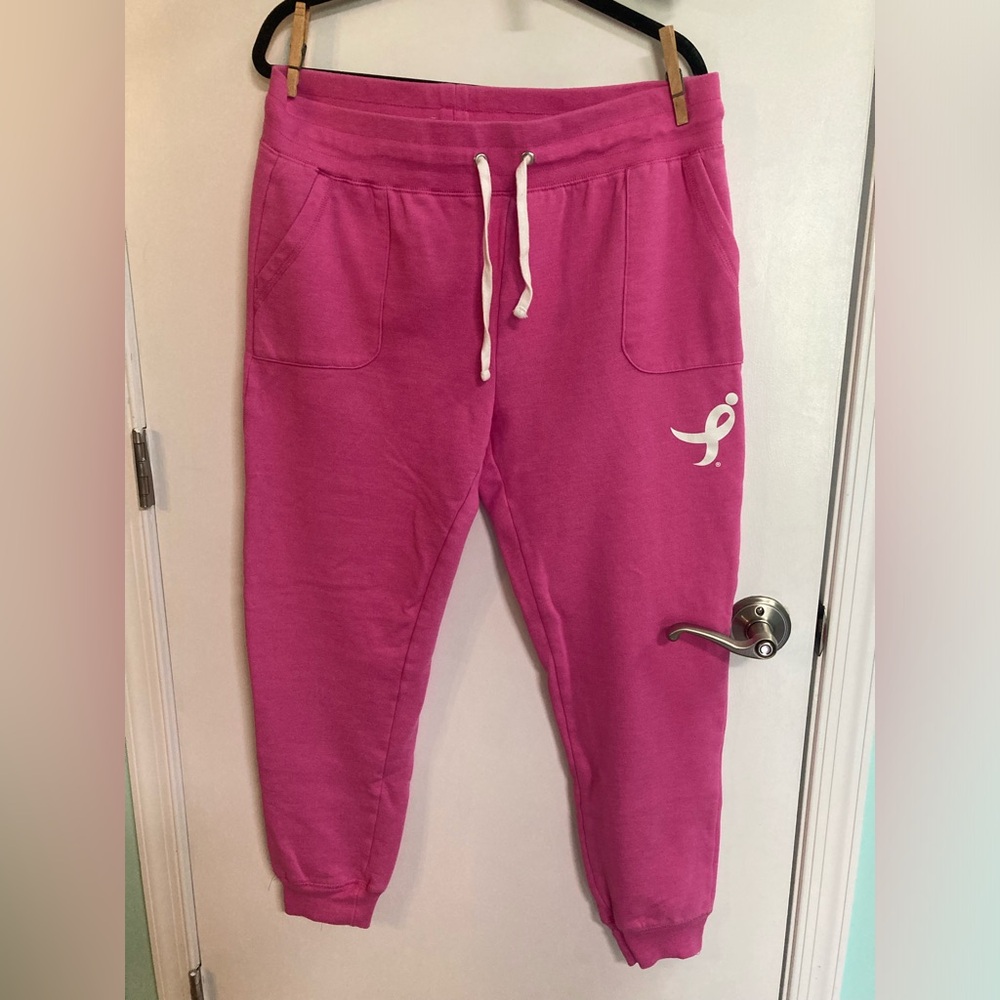 Women’s Large Jogger Sweatpant. Susan G. Komen Breast Cancer Awareness. Pink.